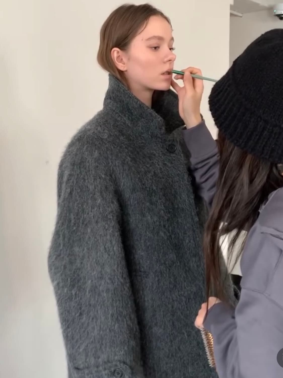 윤슬 알파카 헤어리 발마칸 코트 상품이미지2