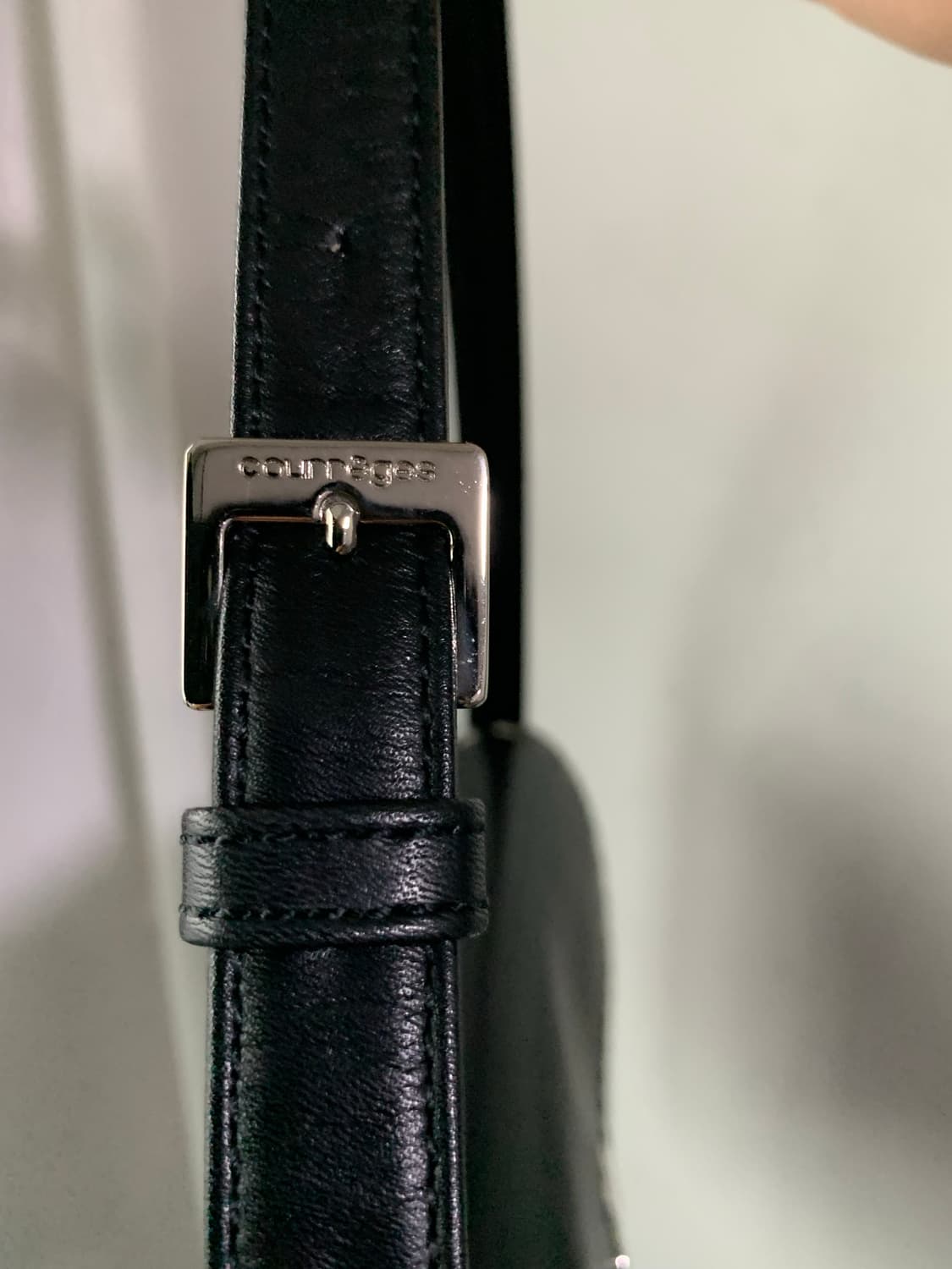 꾸레쥬 빈티지 숄더백 스티치 블랙 상품이미지4