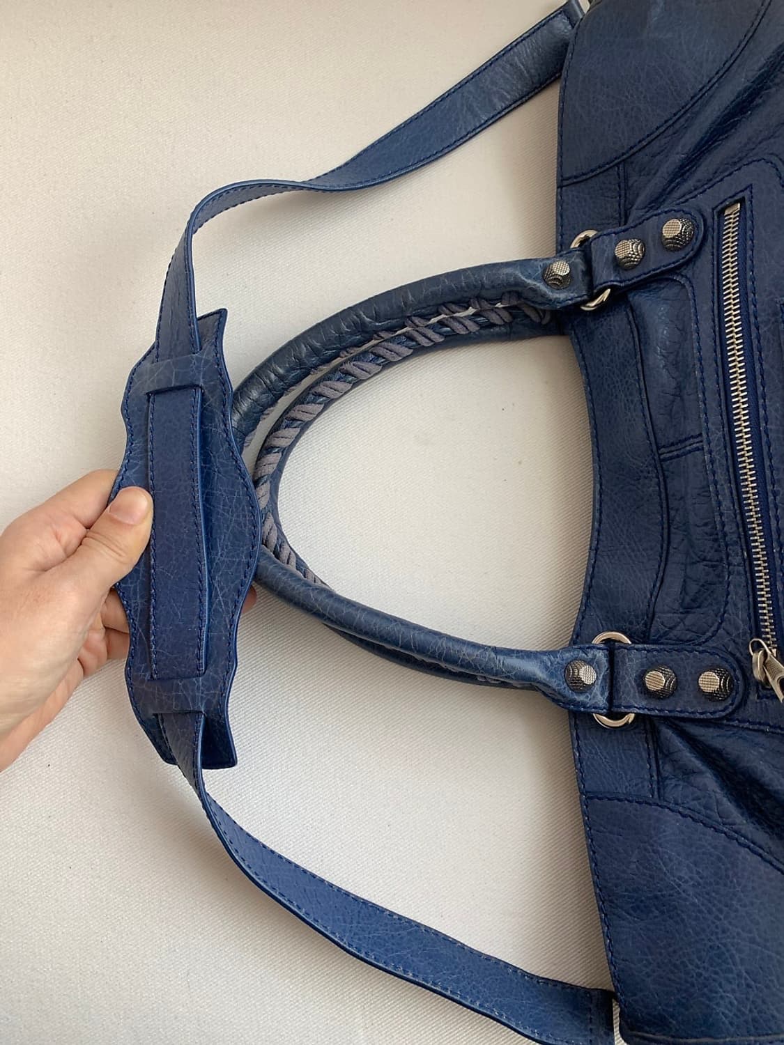 발렌시아가 자이언트 모터백 블루 상품이미지6