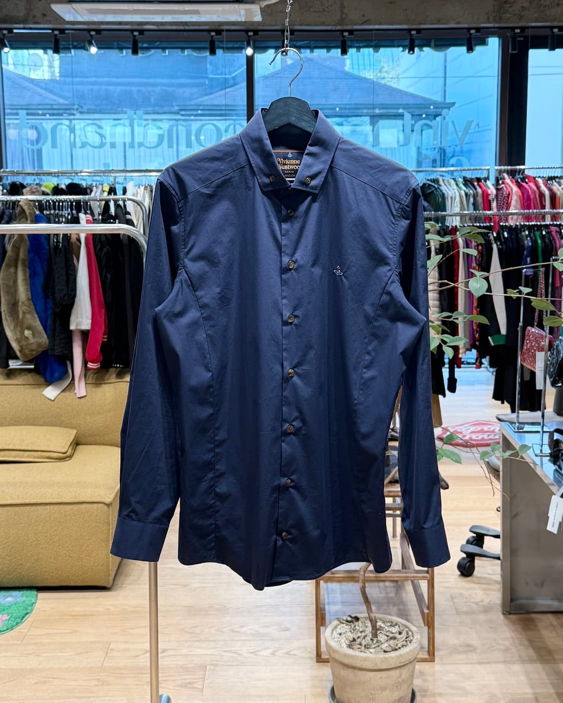 비비안 웨스트우드 맨 네이비 orb자수 셔츠  상품이미지1