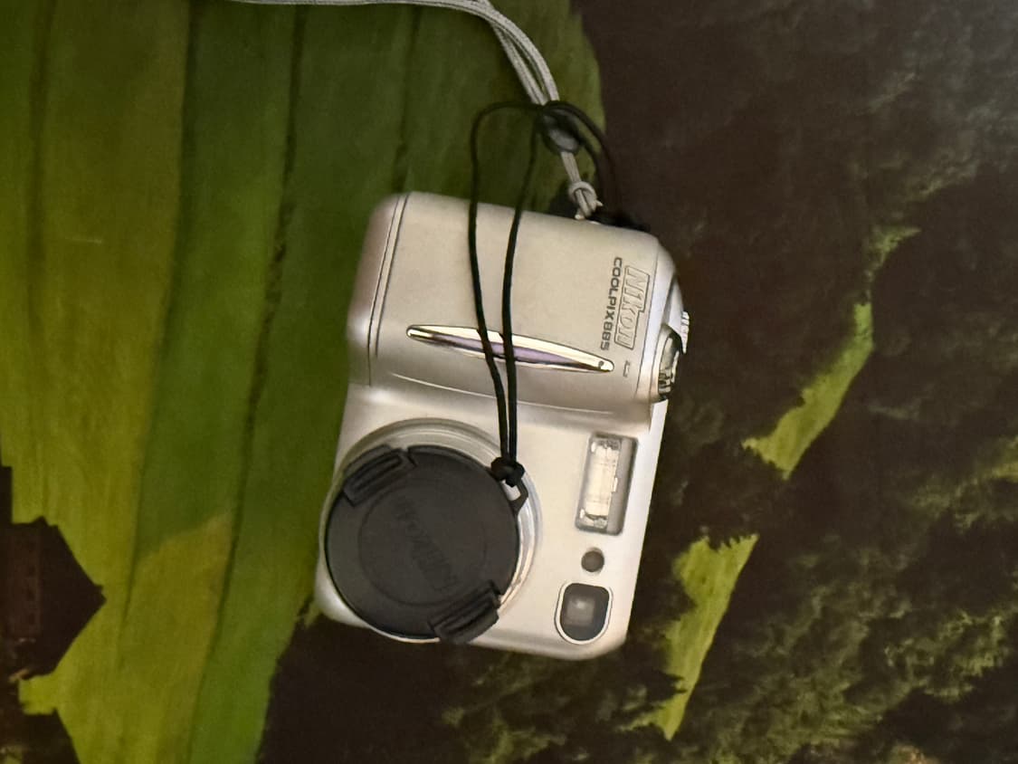 니콘 쿨픽스 nikon coolpix 885 실버 디지털카메라 상품이미지1