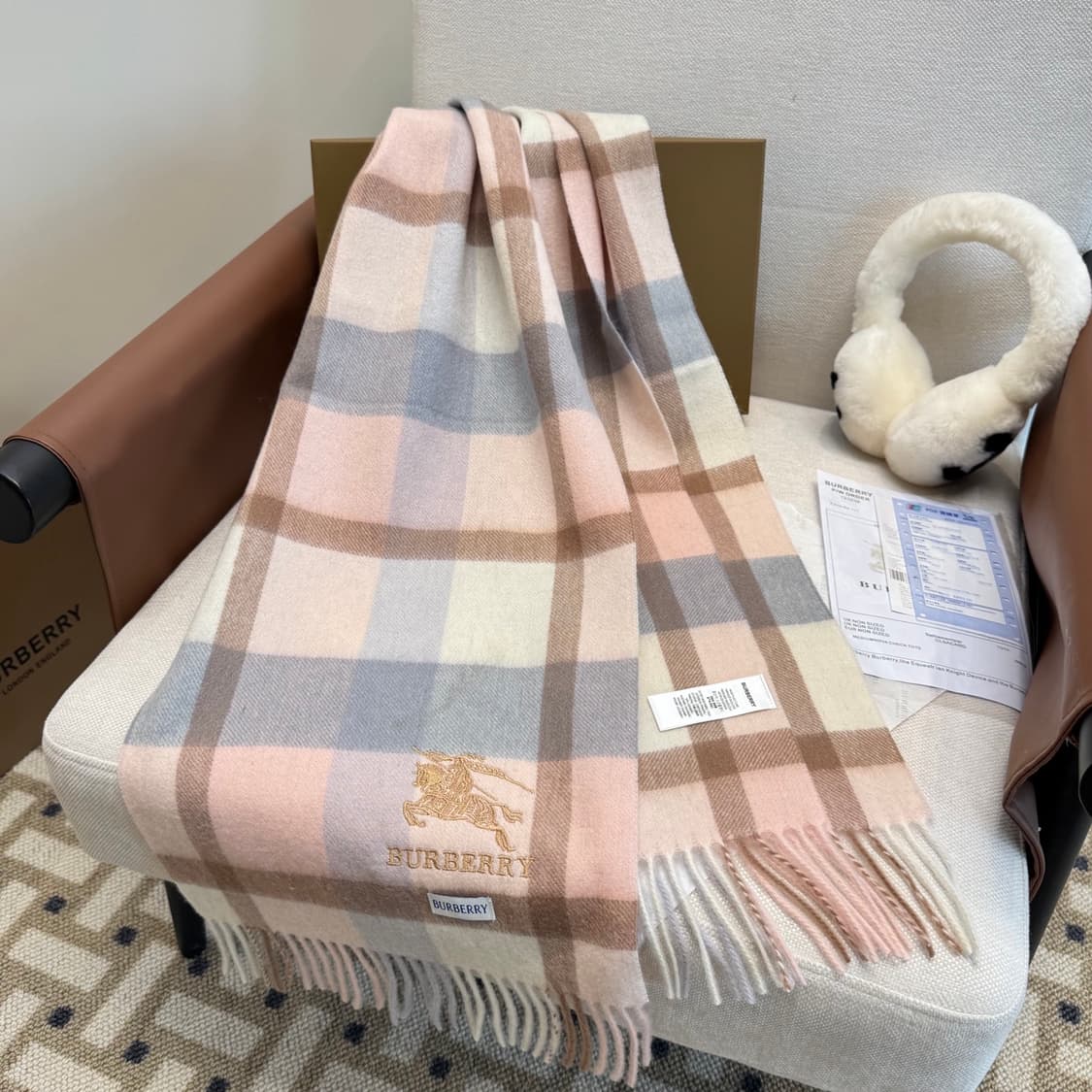 버버리 양면 머플러 램스울 100% 추동 단품
 상품이미지5