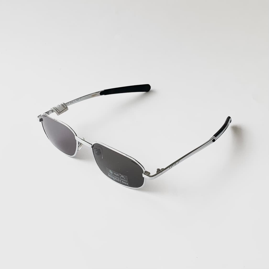 901 빈티지 직사각 슬림 메탈 선글라스 Y2K 틴트렌즈 남녀공용 상품이미지3