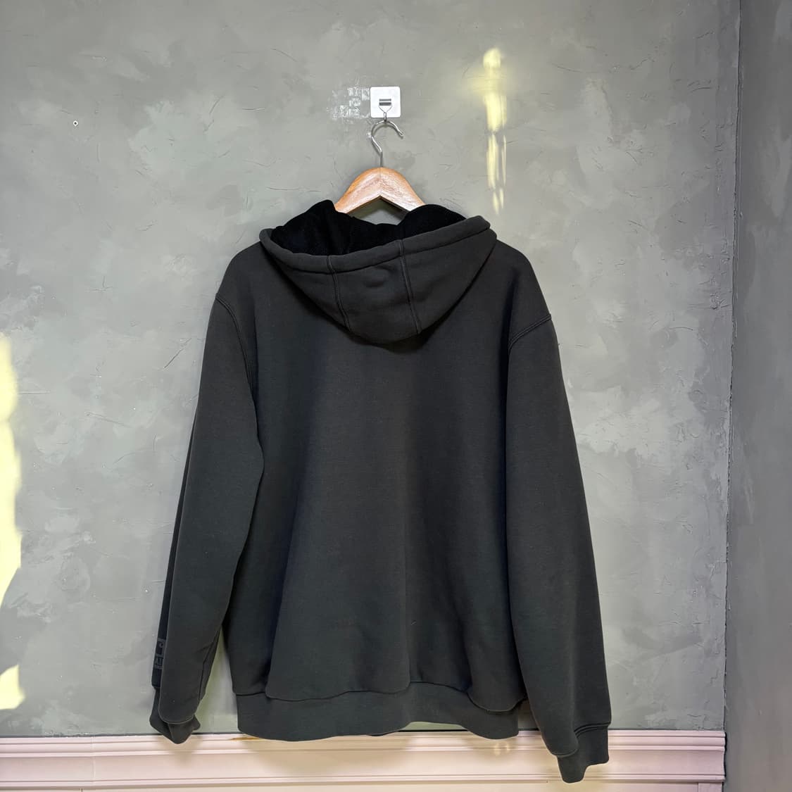 칼하트 써멀 후드집업 블랙 상품이미지4