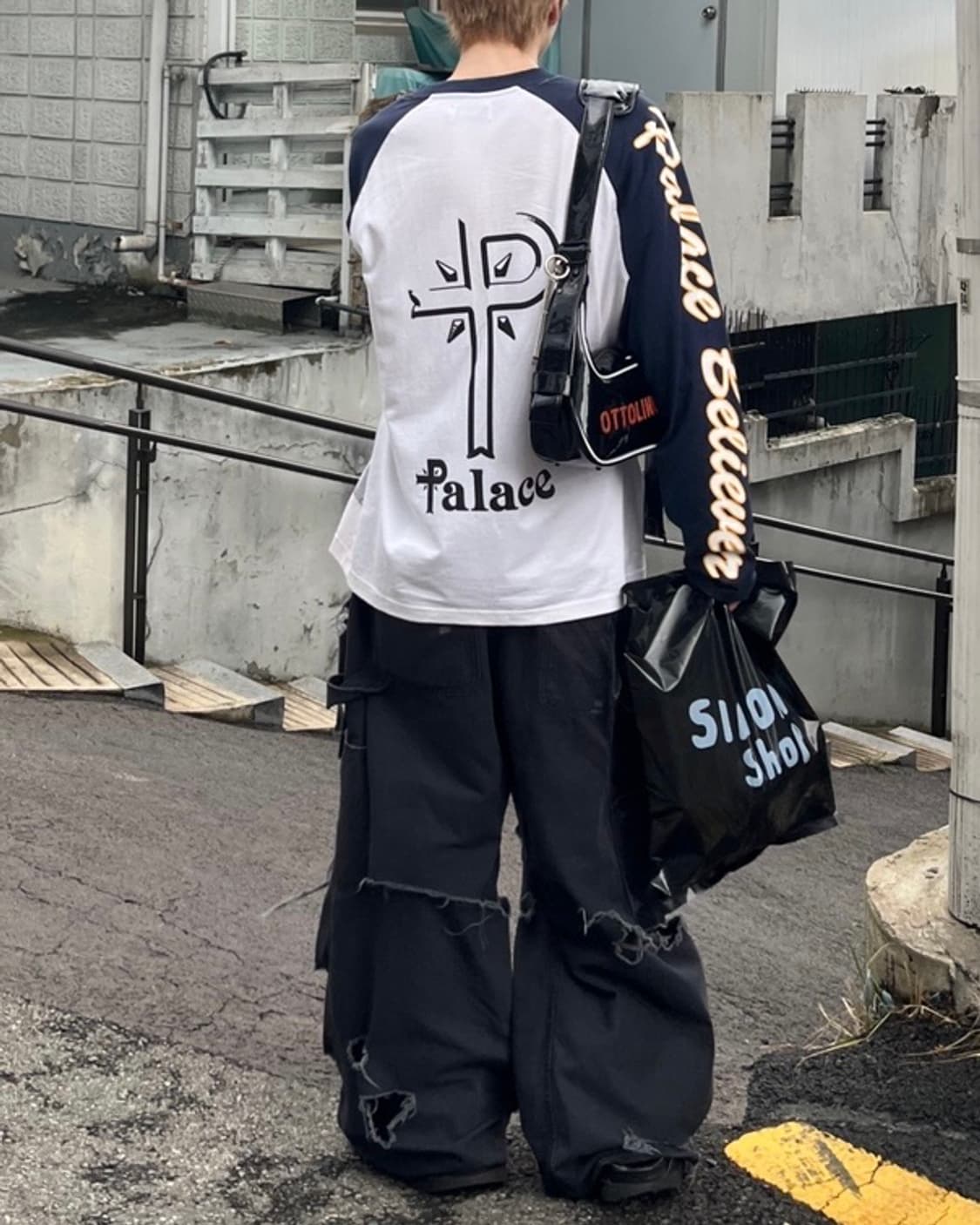 팔라스 롱슬리브 네이비 상품이미지1