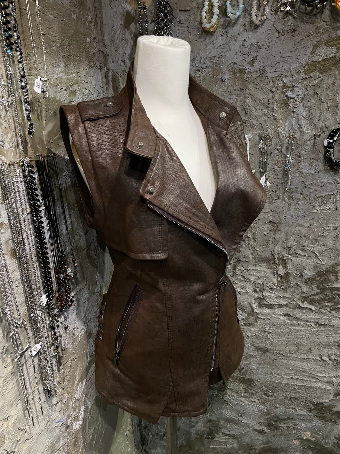 브라운 가죽 베스트 상품이미지3