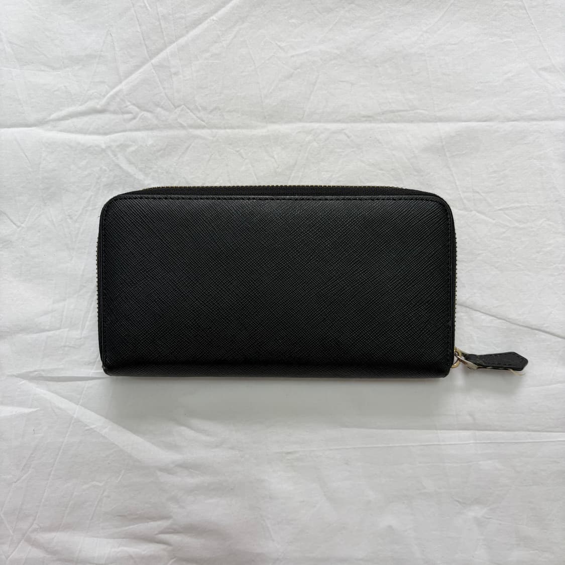 프라다 사피아노 메탈 로고 지퍼 장지갑 상품이미지2