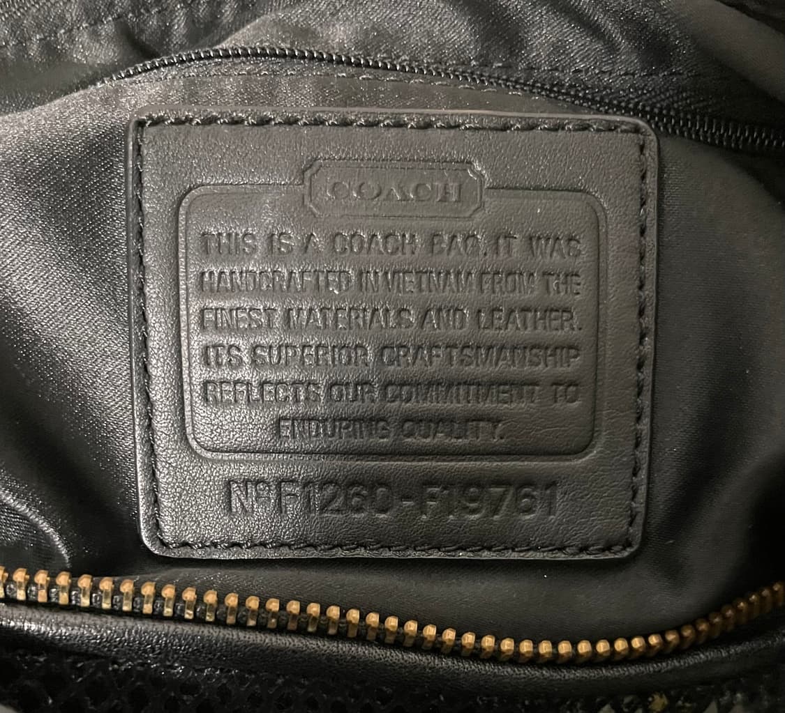 코치 블랙 레더 숄더백 상품이미지5