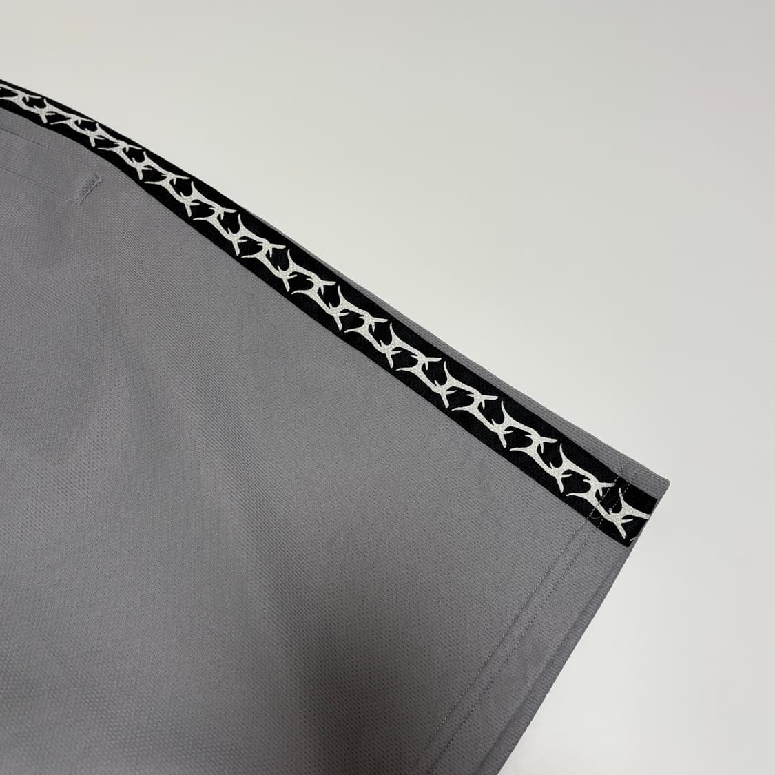 트라이벌 그래픽 사이드 라인 메쉬 쇼츠 상품이미지2