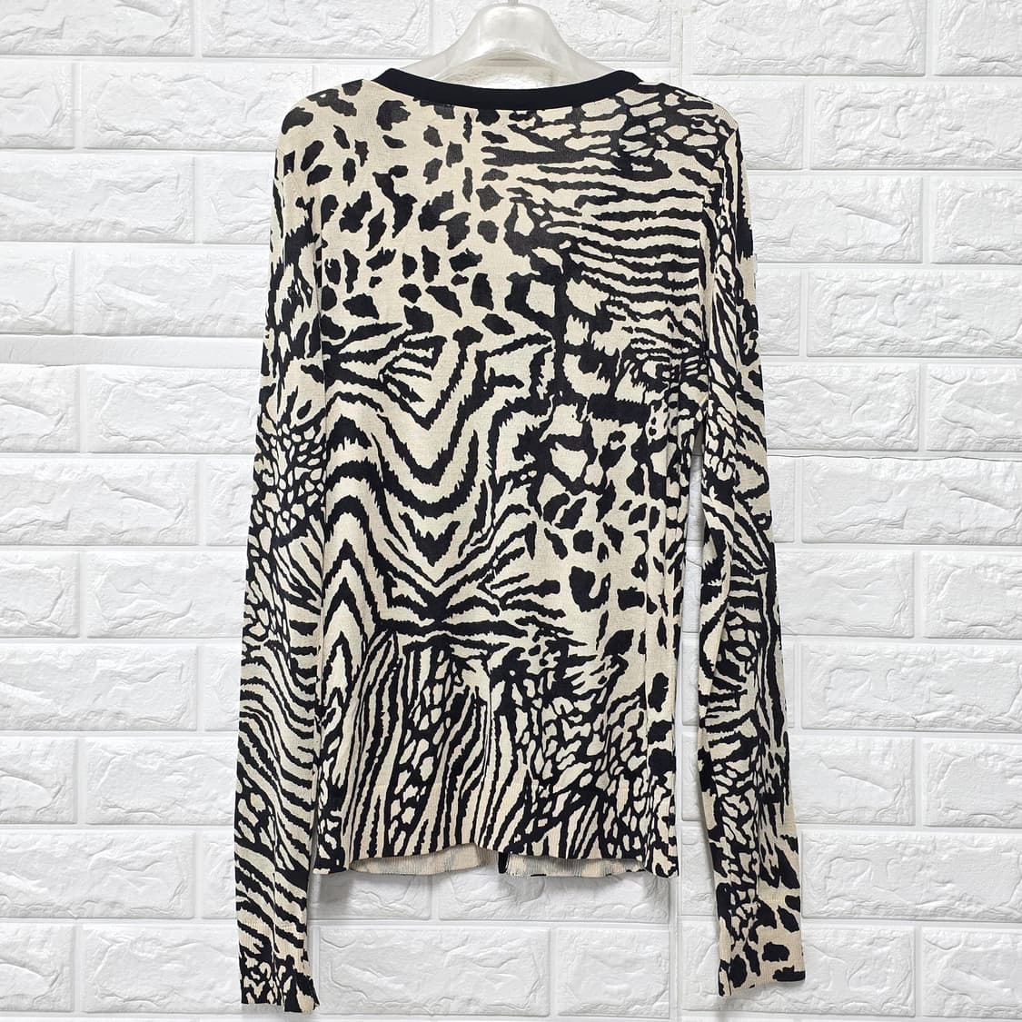 DKNY 애니멀 패턴 실크 캐시미어 가디건 S 상품이미지4