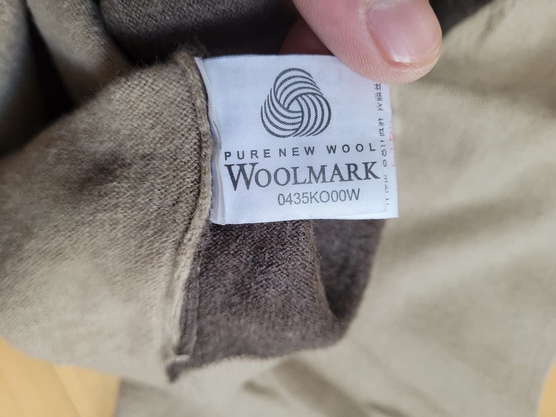 정품 라코스테 아가일 브이넥 니트 상품이미지4