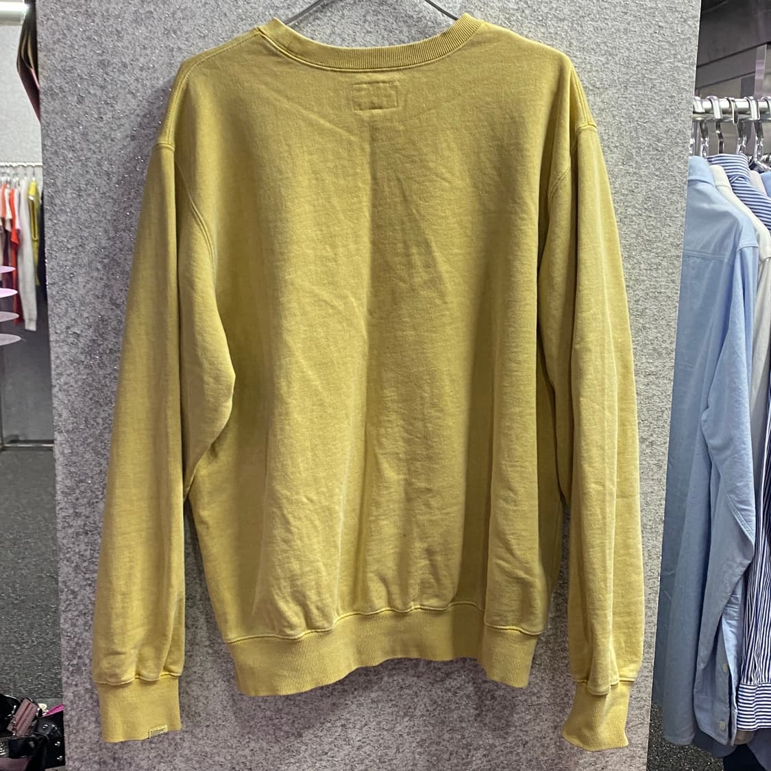 디스이즈네버댓 센터로고 옐로우 피그먼트 스웻 B3287 상품이미지4