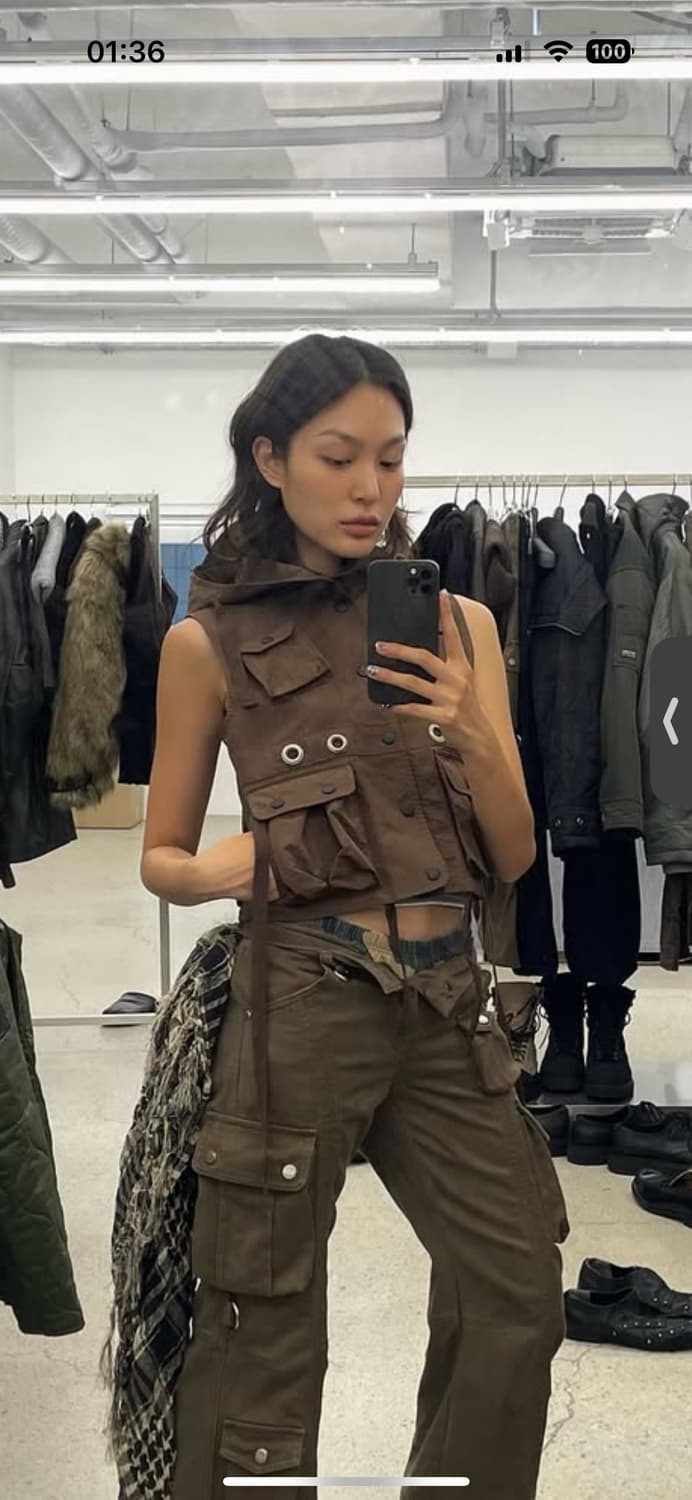 베이컨트 아카이브 WOMEN BROOK CARGO HOODIE VEST  상품이미지1