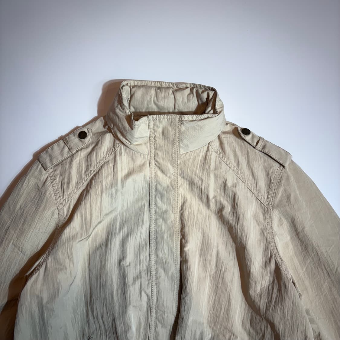 타미힐피거 베이지 바람막이 점퍼 상품이미지3