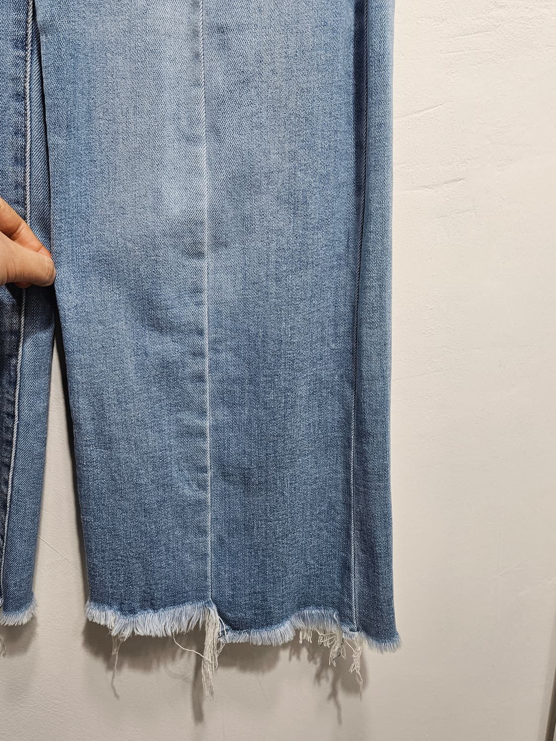 미국 Insane Gene 브랜드의 데미지 컷팅진 상품이미지7