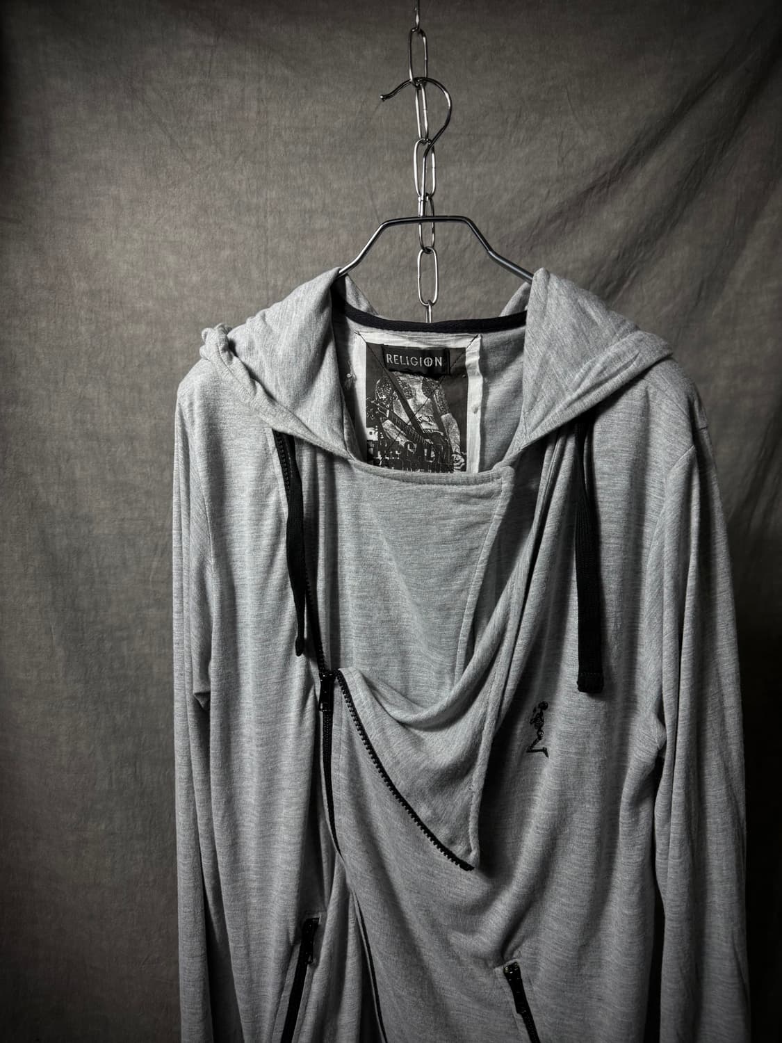 Religion Asymmetrical Hooded Zip-Up  상품이미지3