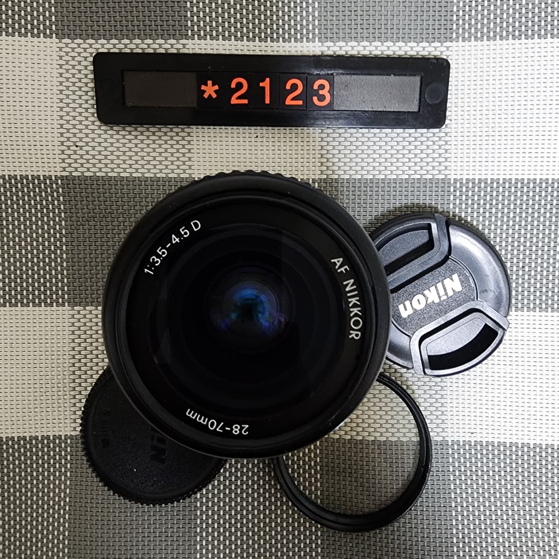 니콘 AF 마운트 28-70mm 줌렌즈 상품이미지1