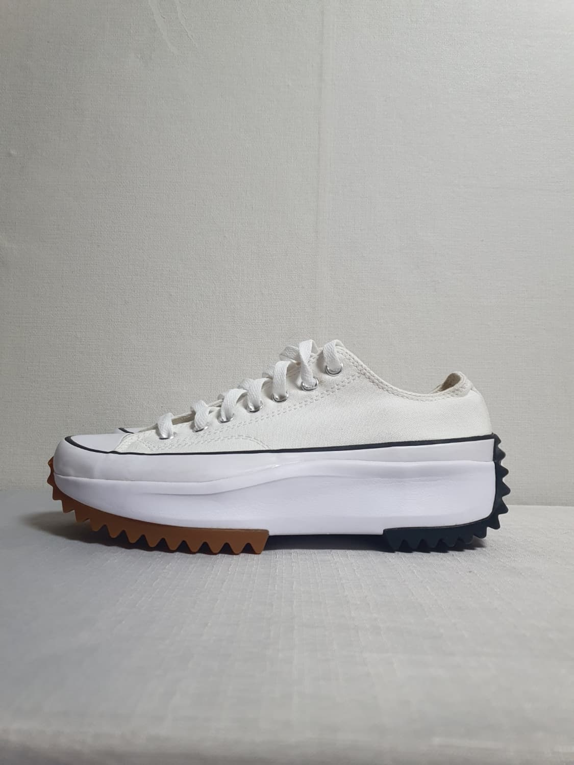 컨버스 런스타 하이크 OX 스니커즈 화이트 265mm 상품이미지1
