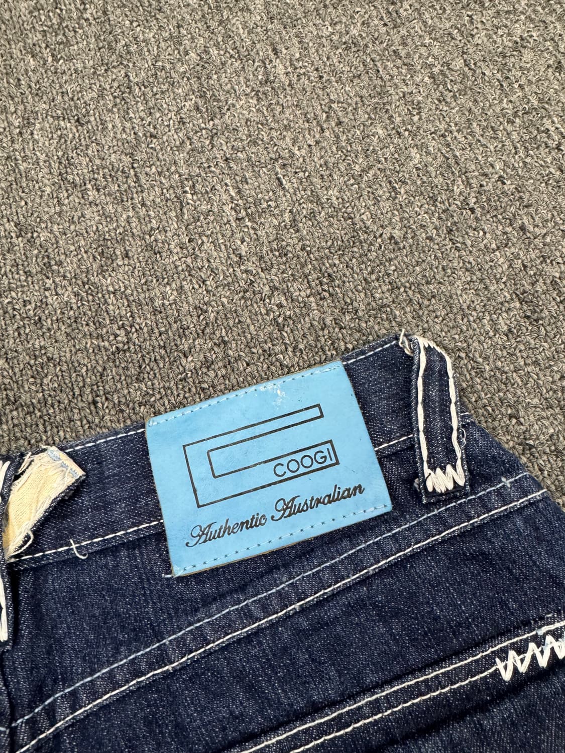 32)Coogi 빈티지 문양 자수 포인트 버뮤다 데님 팬츠 상품이미지7