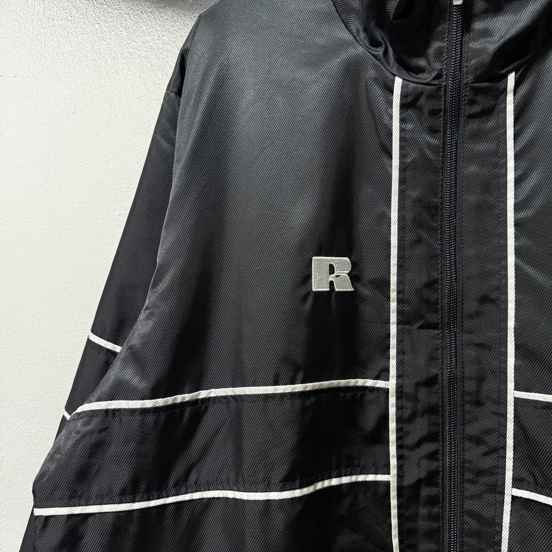 러셀 애슬레틱 90s USA 올드스쿨  블랙 바람막이 자켓 상품이미지3