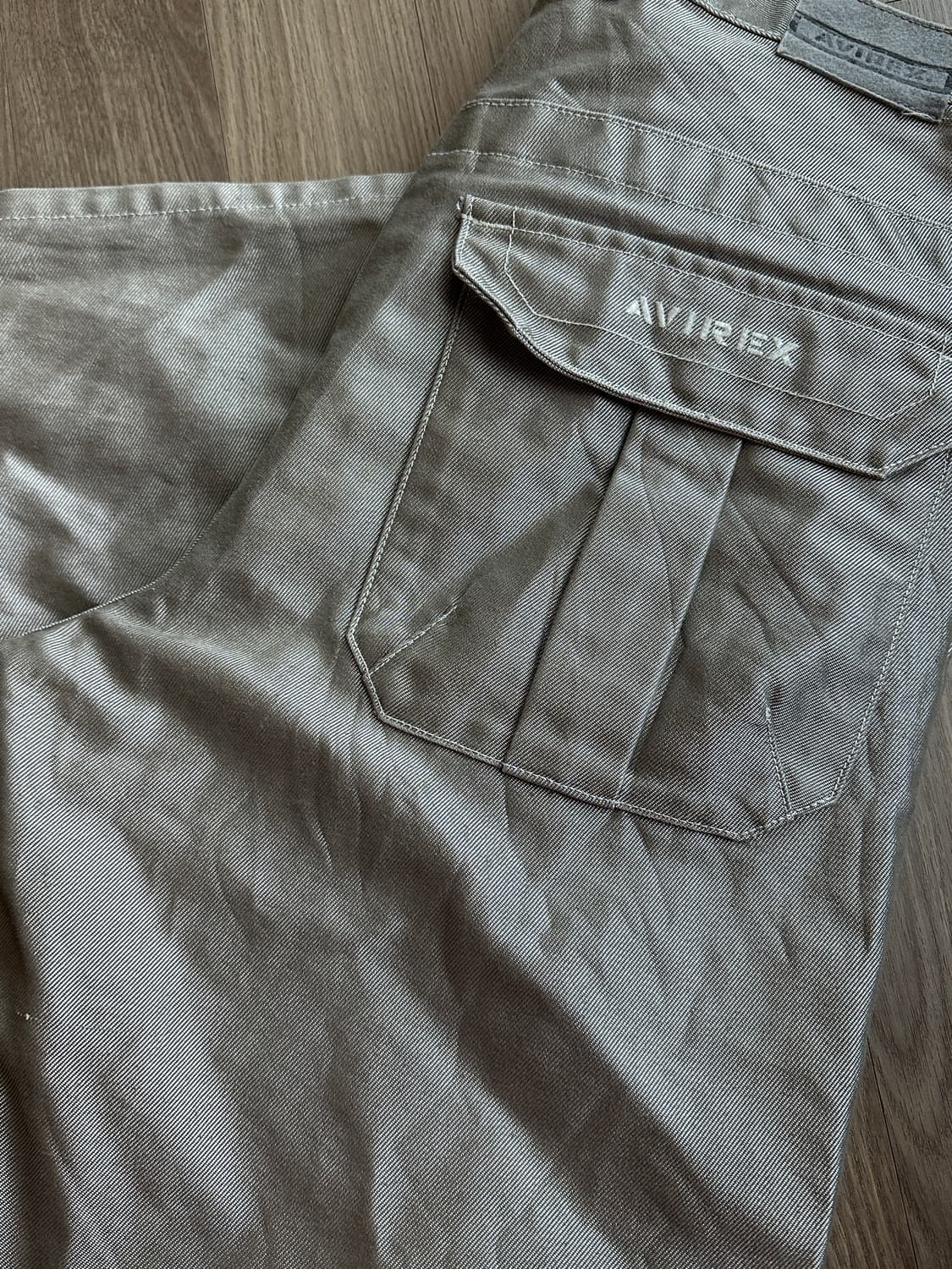 AVIREX 유광 데님 팬츠 상품이미지2