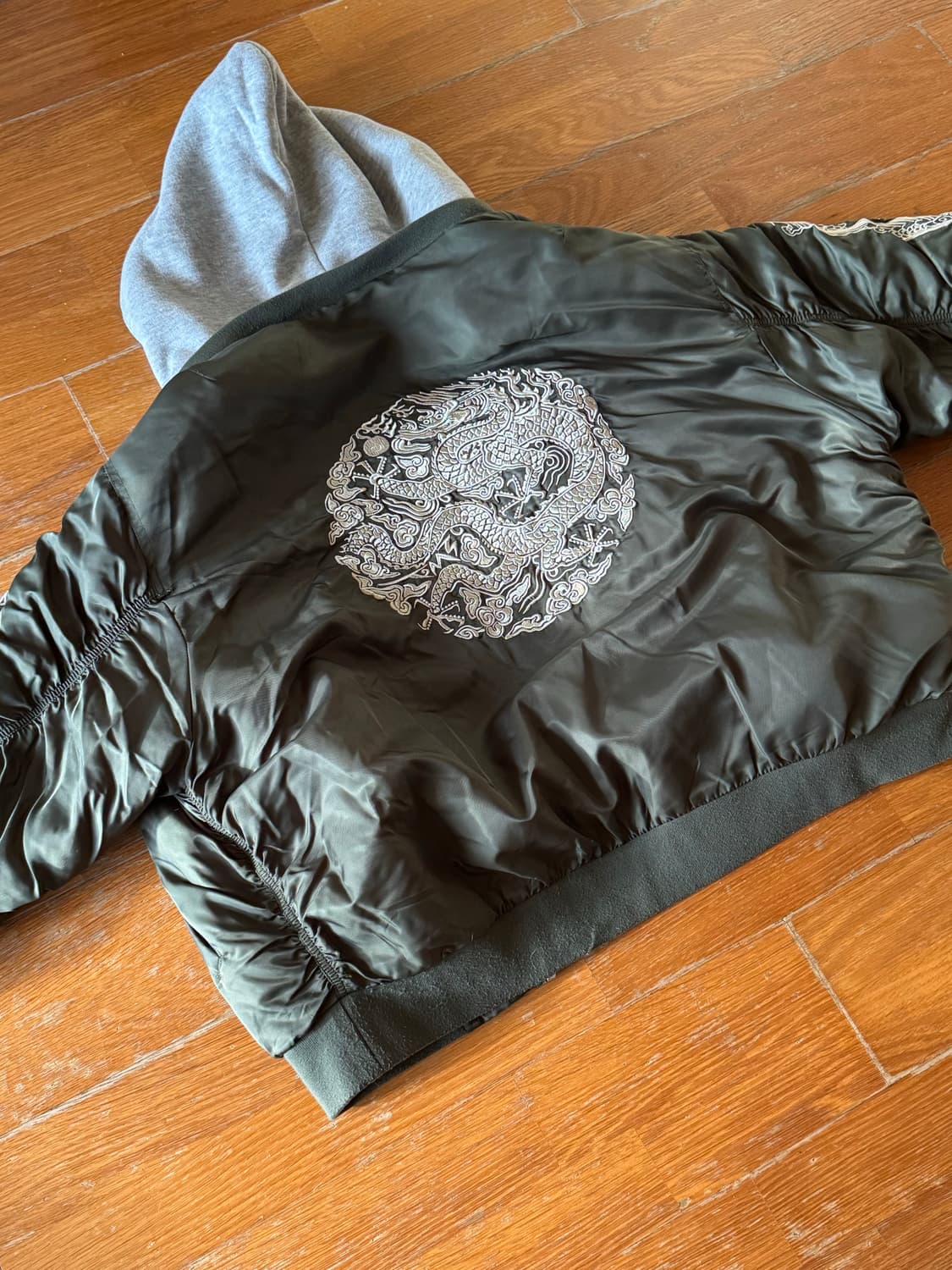 [TM3] 곤룡포 자수 후드 항공점퍼(MA-1) 상품이미지3