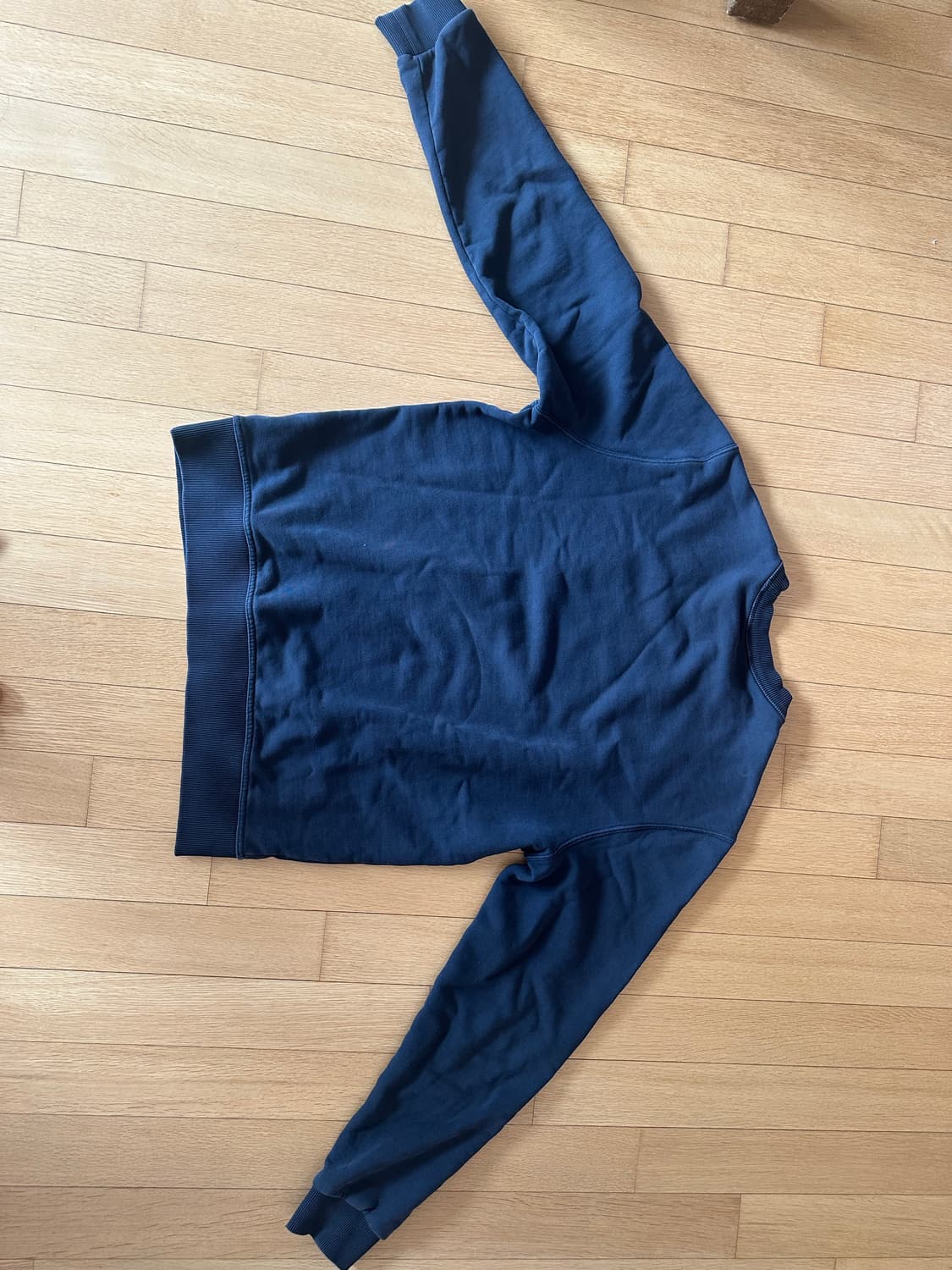 버버리 컨트라스트 TB로고 맨투맨 상품이미지2