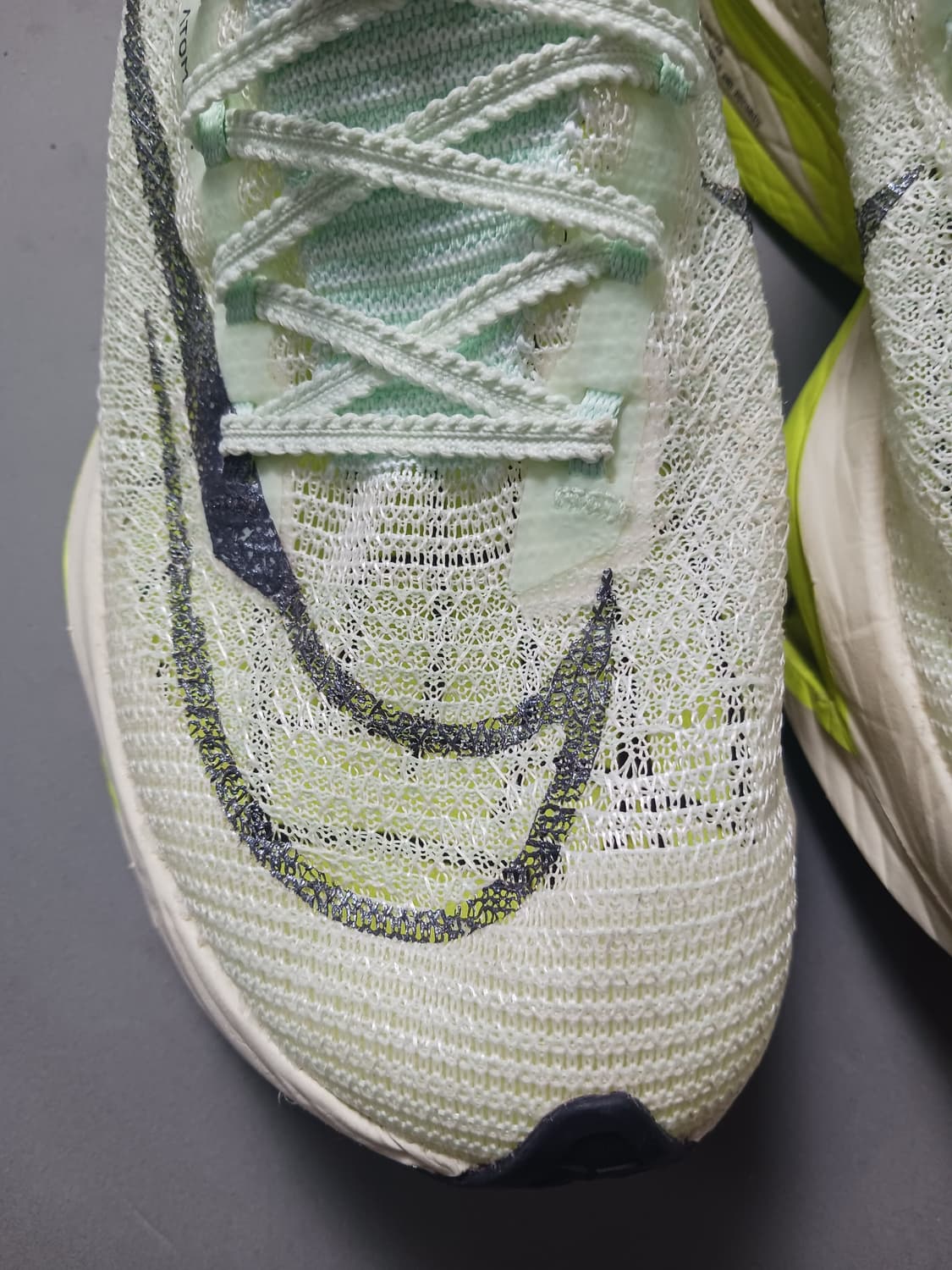 [260] 정품 나이키 에어줌 알파 플라이 넥스트% 2 민트 폼 운동화 상품이미지2