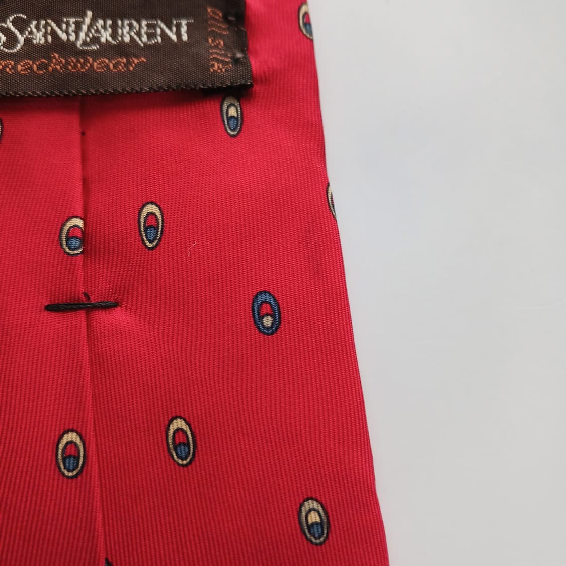 입생로랑 실크 레드 도트 패턴 넥타이 7.8cm B등급 A18500
 상품이미지6