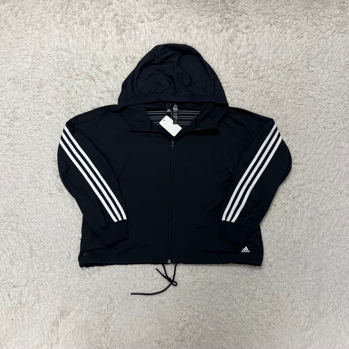 Adidas black running windbreaker 상품이미지4