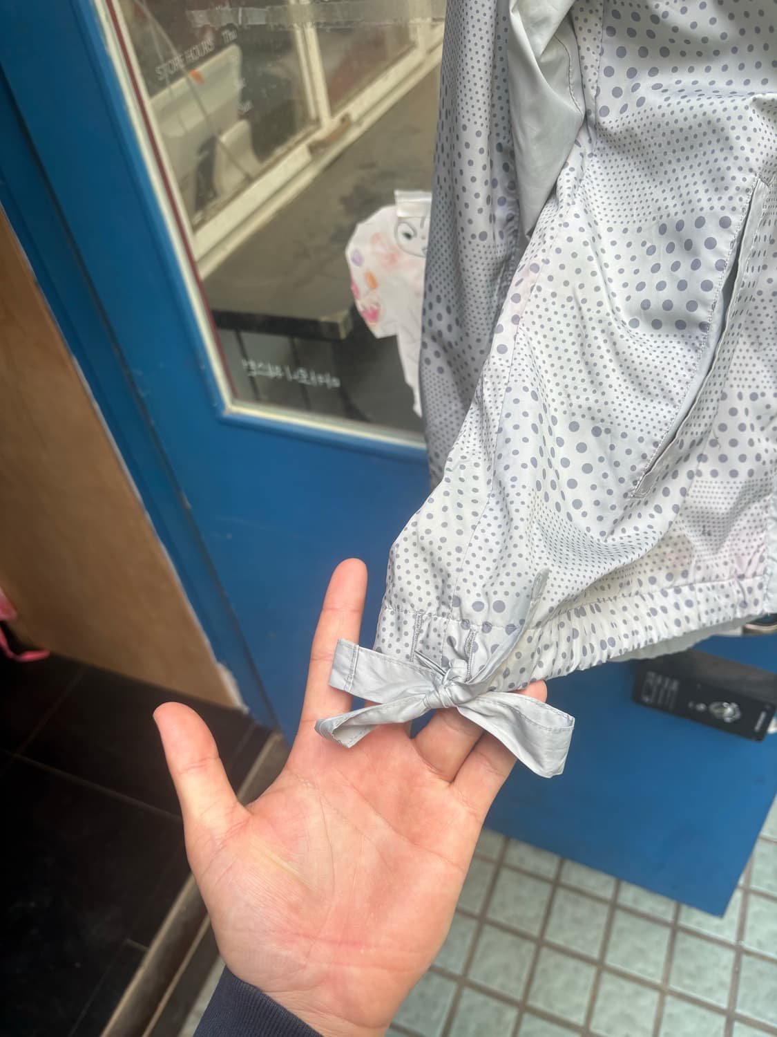 아디다스 도트 그레이 바람막이 상품이미지4