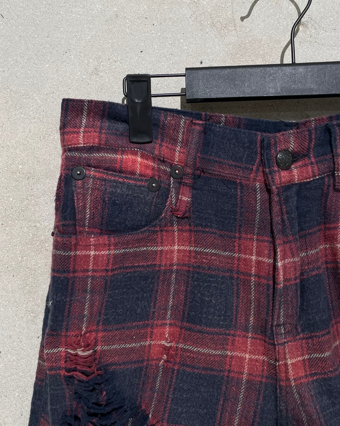 r13 마룬 플레이드 슈레딧 슬라우치 쇼츠 상품이미지2