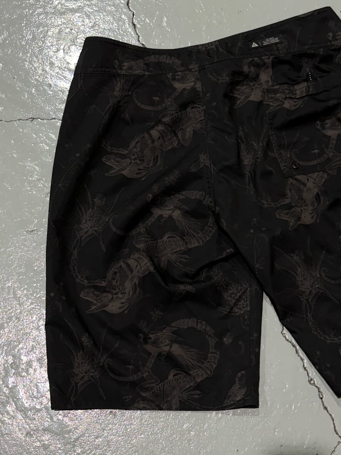 Nike ACG (나이키) 블랙 패턴 반바지 상품이미지9
