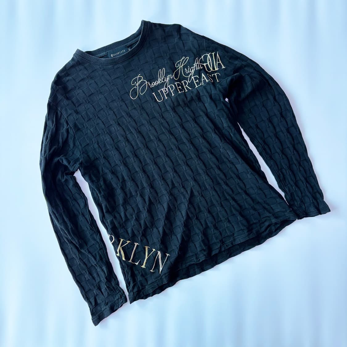 글라디에이트 브루클린 자수 엠보 롱슬리브 상품이미지1