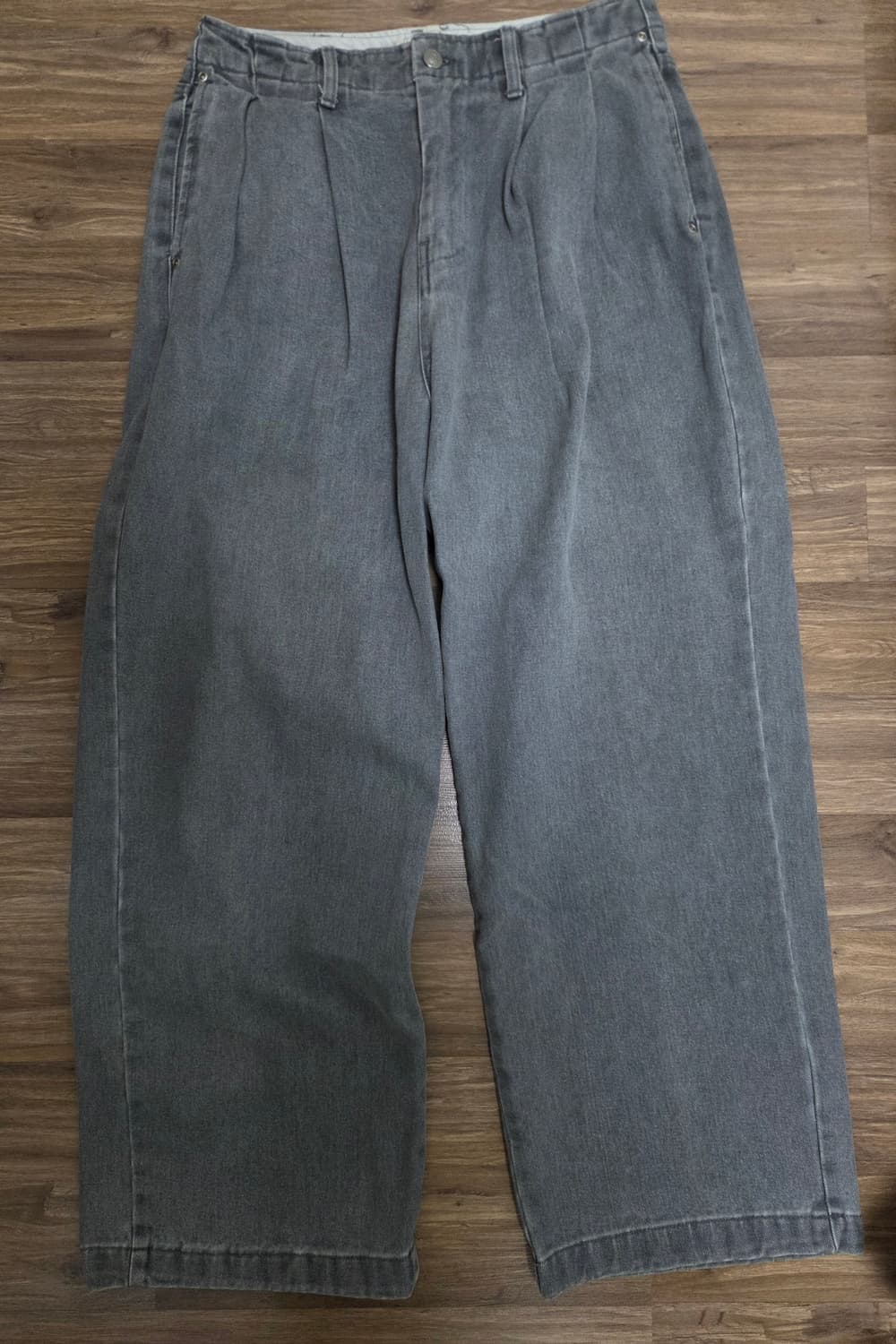 빈티지 흑청 투 턱 벌룬 데님팬츠 상품이미지1