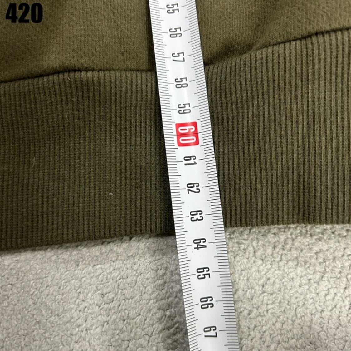 네셔널지오그래픽 카키색 맨투맨  상품이미지5