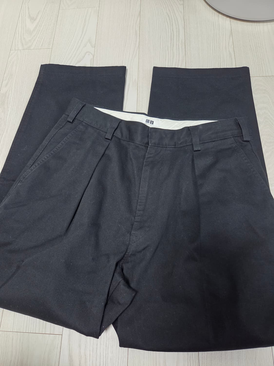 (82)유니클로U 원턱팬츠 상품이미지1