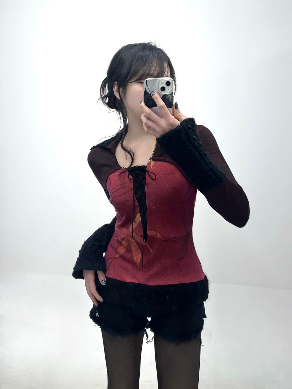 Ozz On 오리엔탈 아일렛 디테일 롱슬리브리스 상품이미지1