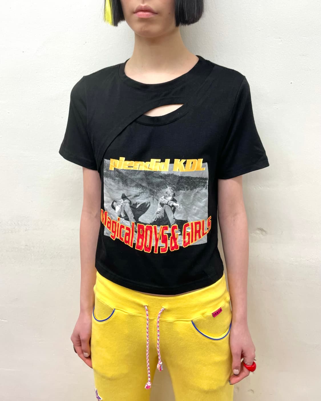 Retro Boy & Girl Slit Black T-shirt  상품이미지2