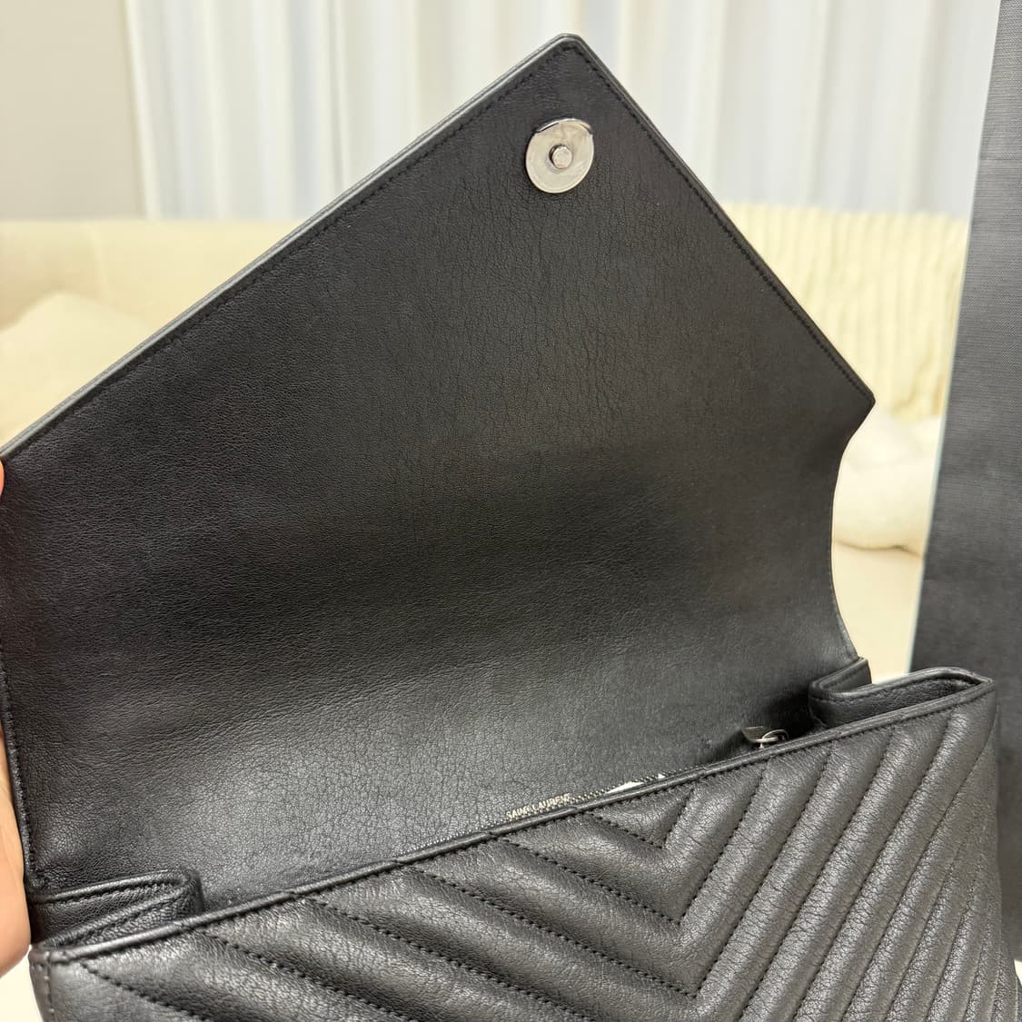 (당일출고) 생로랑 마틀라세 체인 사첼백 라지 상품이미지9