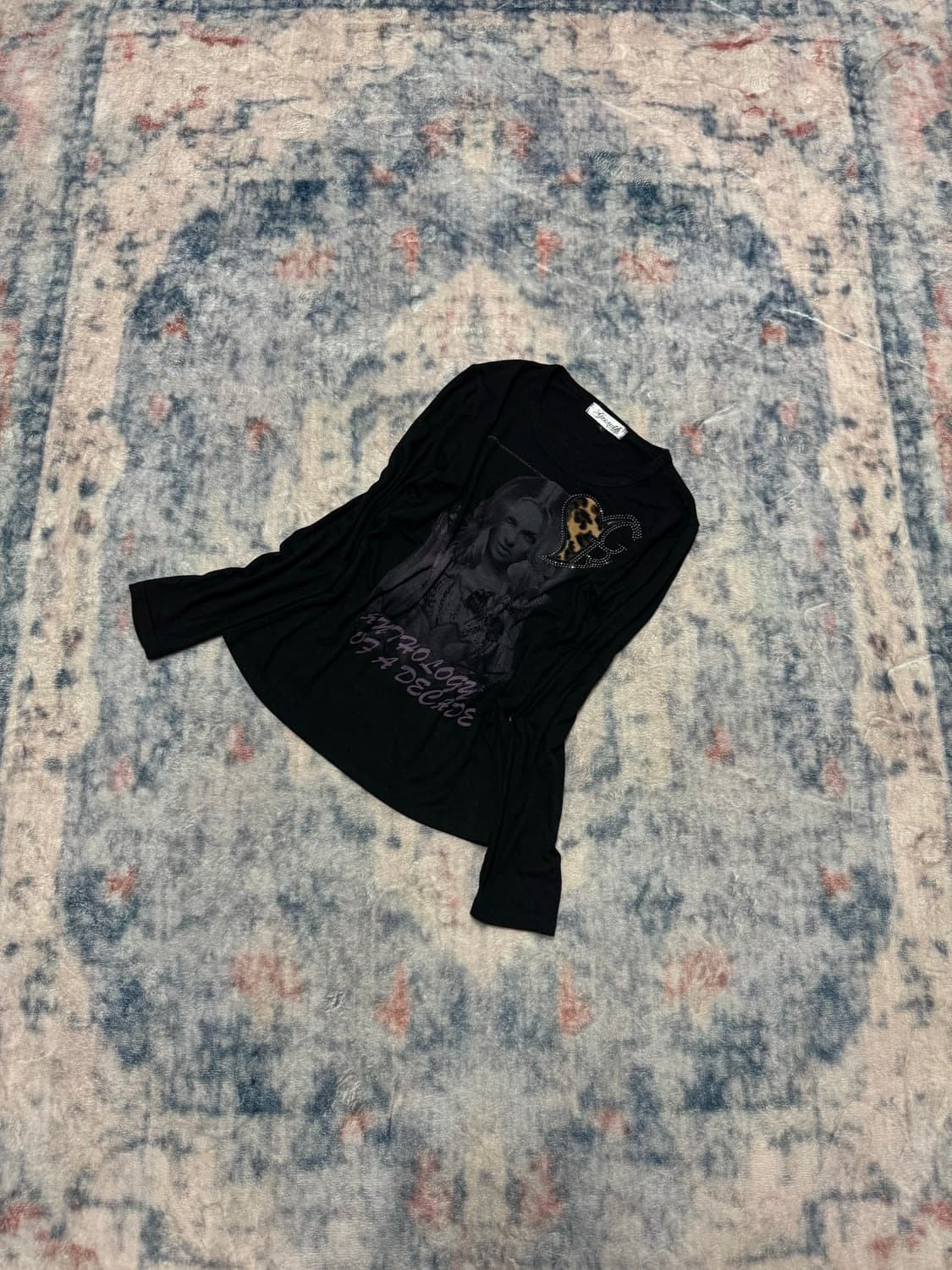 In the attic glamorous gal cut sew 상품이미지1