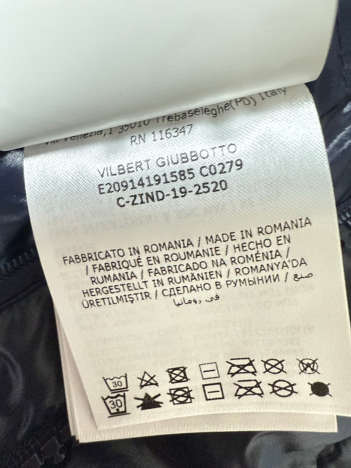 몽클레어 vilbert giubbotto 쇼트패딩 3사이즈 상품이미지10