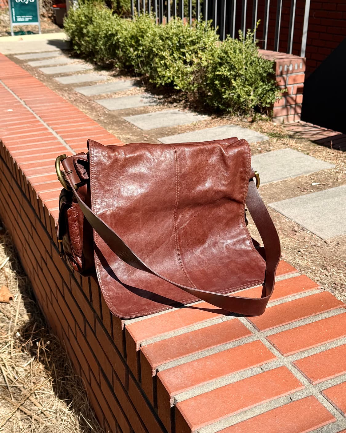 랄프로렌 브라운 카우 멀티 포켓 레더 메신저 백 상품이미지3