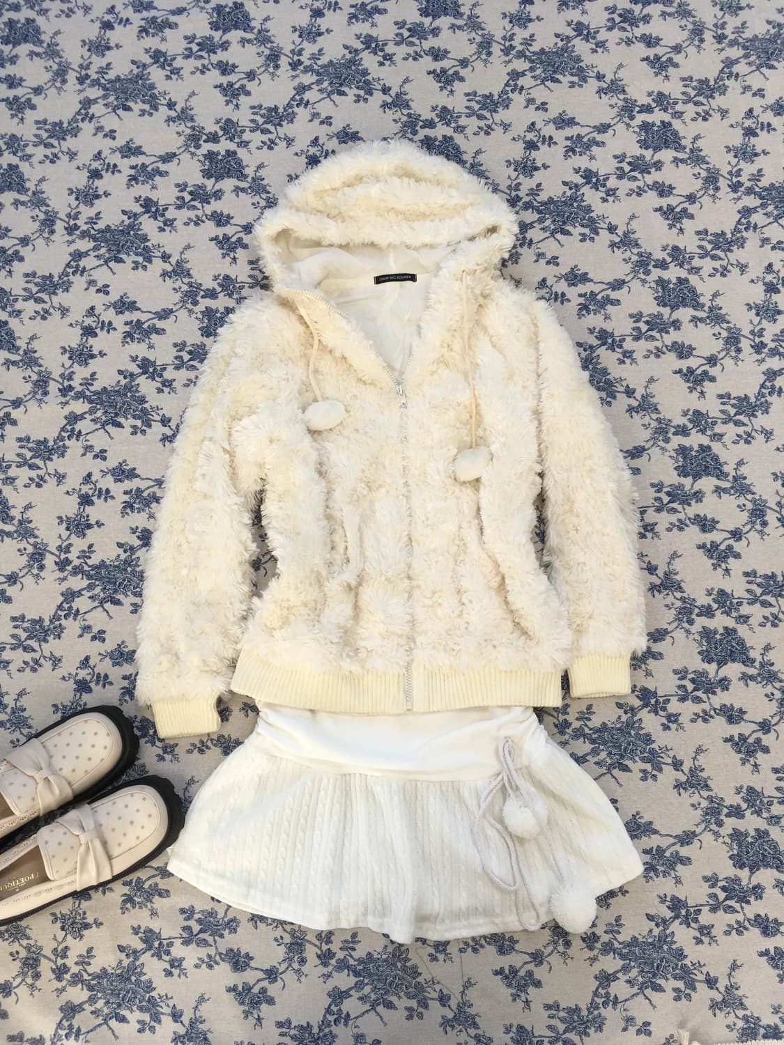 아이보리색 뽀글이 털 후드 집업 상품이미지4