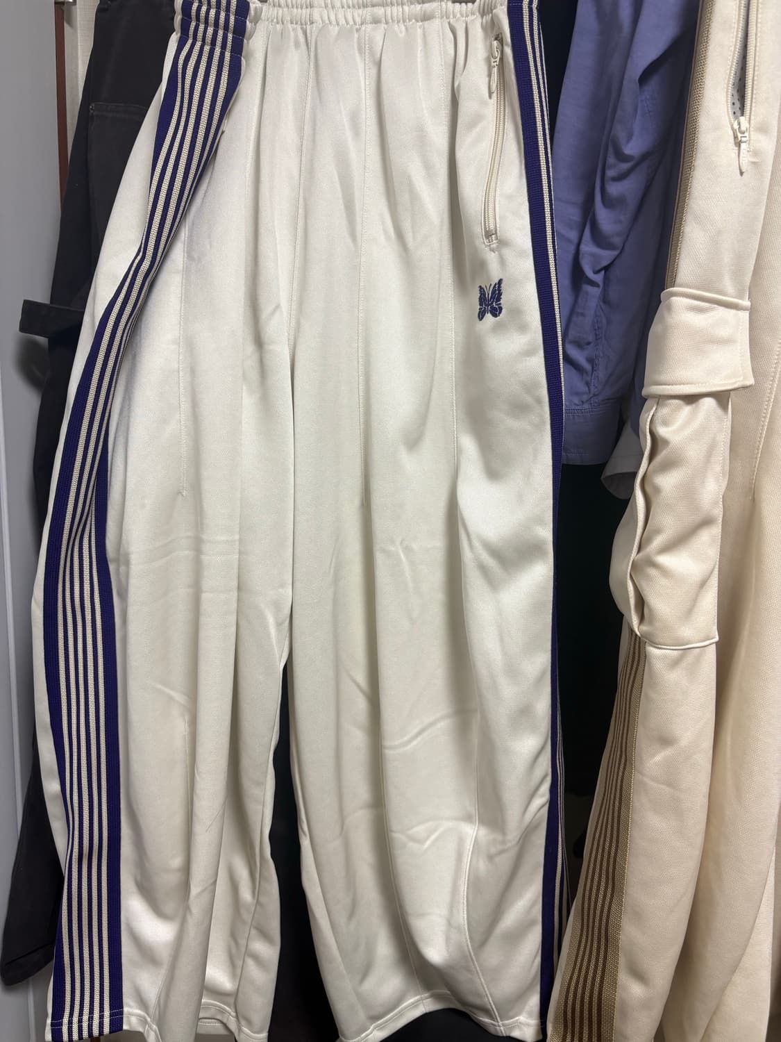 [M]니들스 HD트랙팬츠 폴리 스무스 아이스화이트 상품이미지1