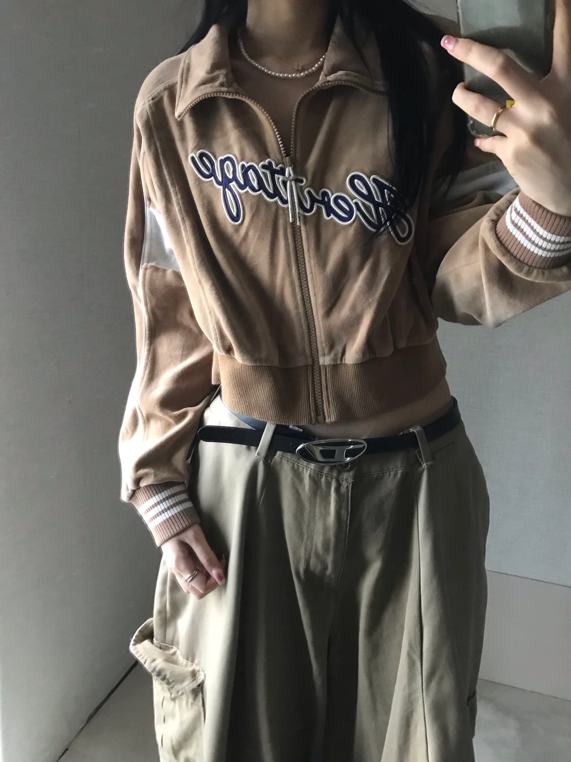 휠라 베이지브라운 벨벳 집업 상품이미지4
