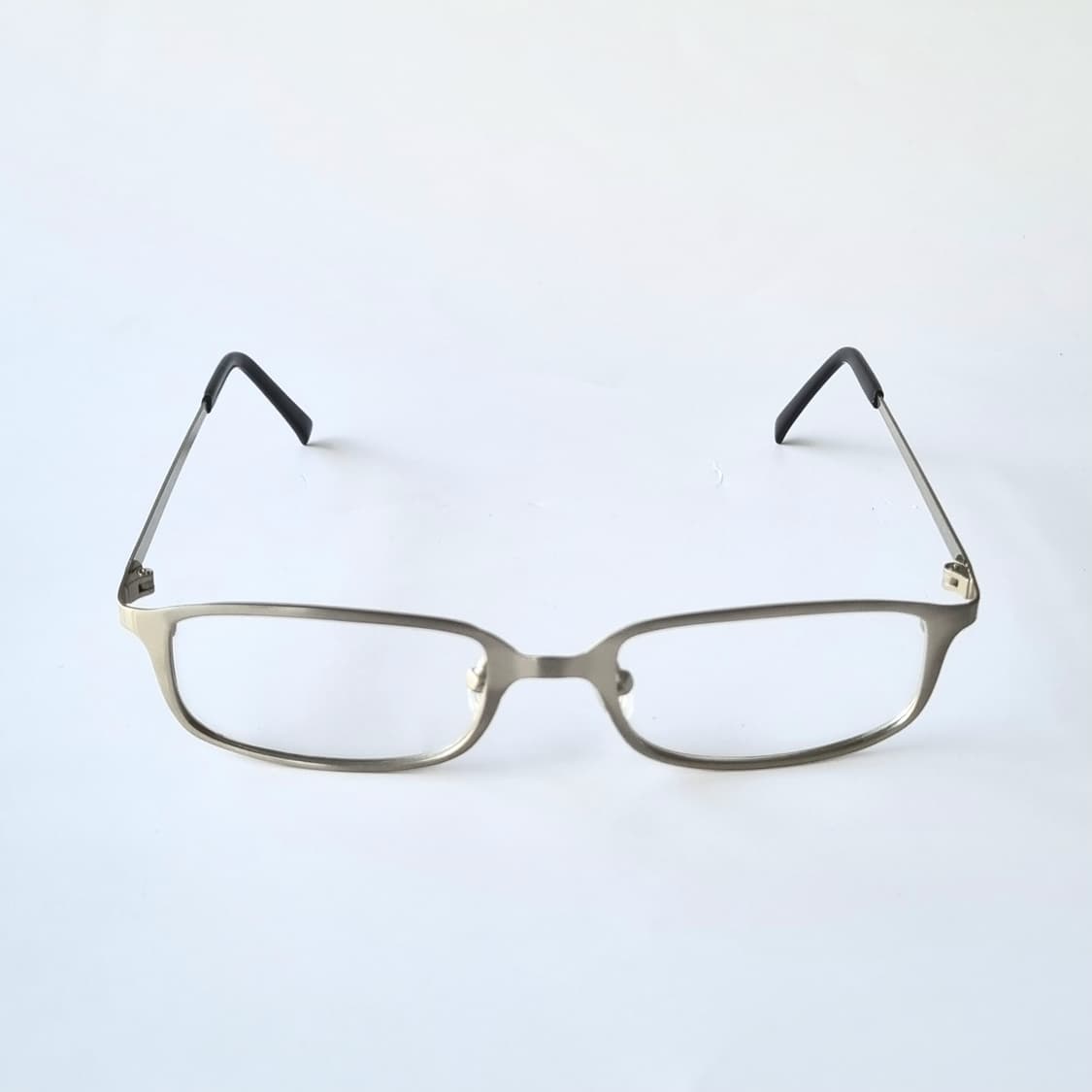 데드스탁 매트 실버 슬림 렉탱글 프레임 안경테 690 상품이미지3