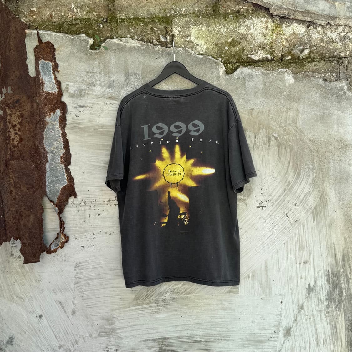 빈티지 90s 블랙사바스 티셔츠 상품이미지2