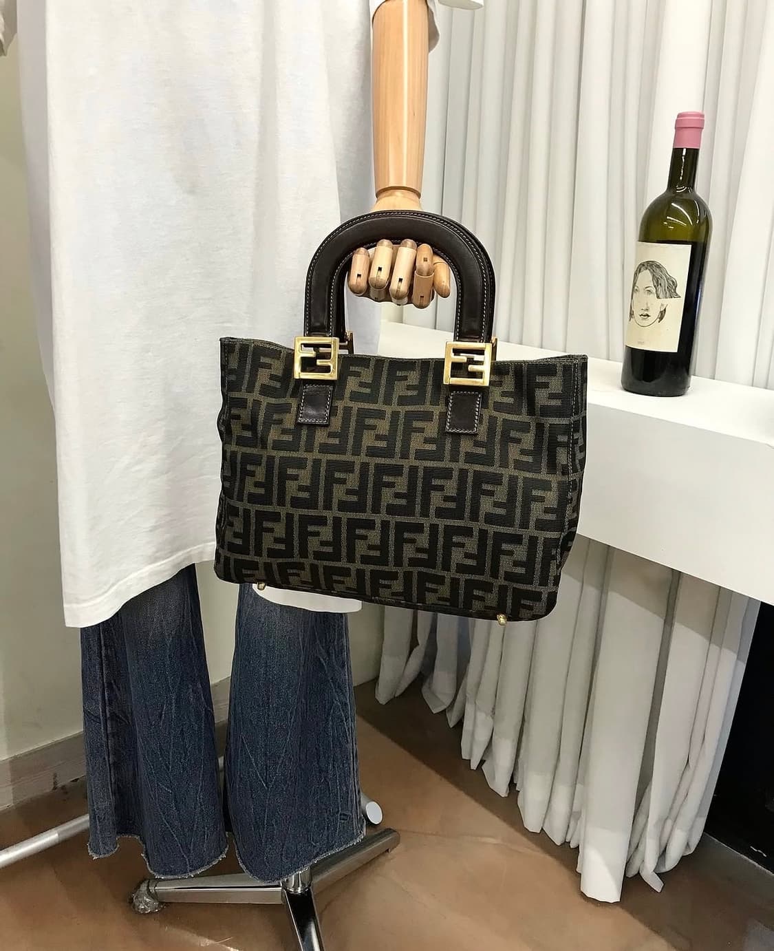 펜디 금장 주카 토트백 가방 상품이미지1