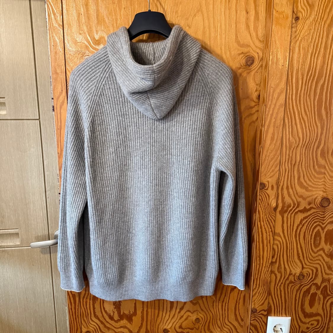 브루넬로 쿠치넬리 24 f/w 리브드 캐시미어 후드  상품이미지7